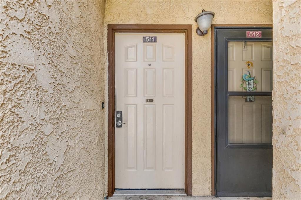 1908 Cloisters Drive 511 Property Photo 5