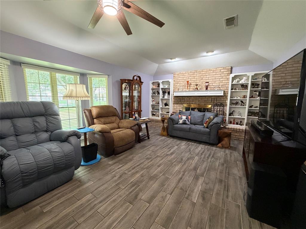 3 Brownstone Court Property Photo 5