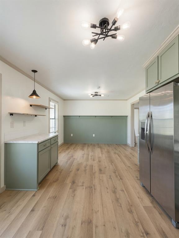 3200 Hollywood Avenue Property Photo 6