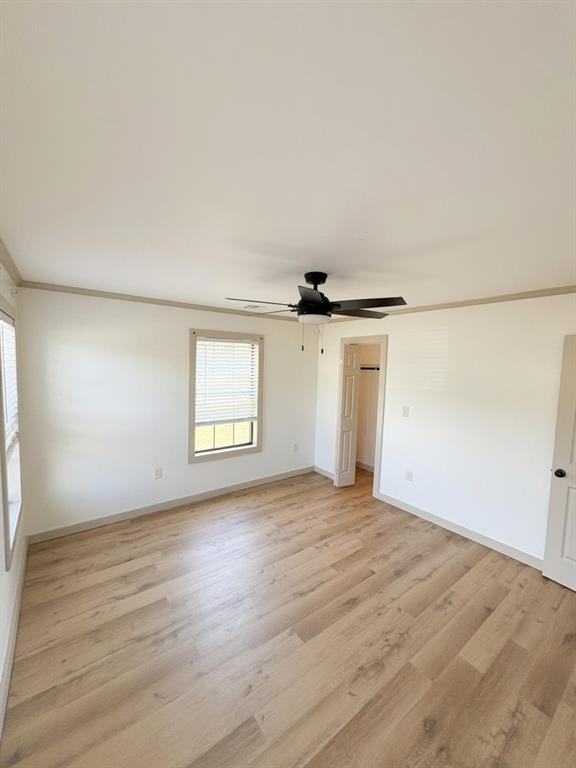 3200 Hollywood Avenue Property Photo 21