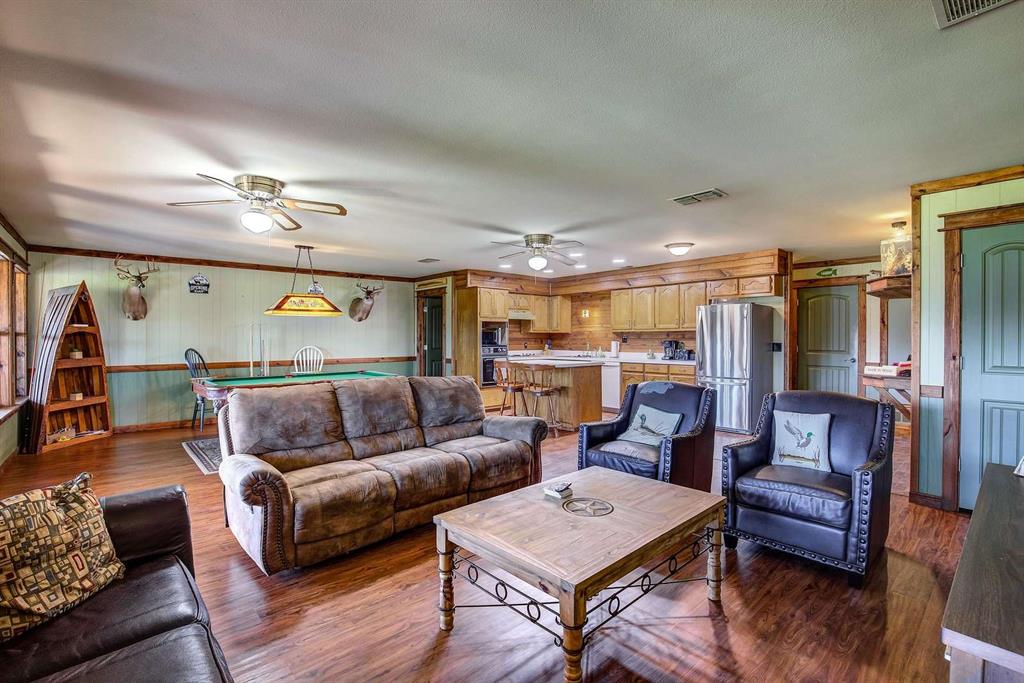 166 County Road 1559 Property Photo 3