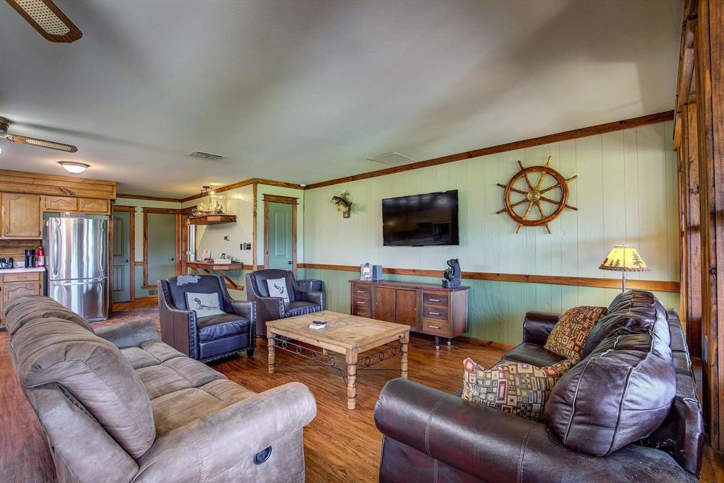 166 County Road 1559 Property Photo 7