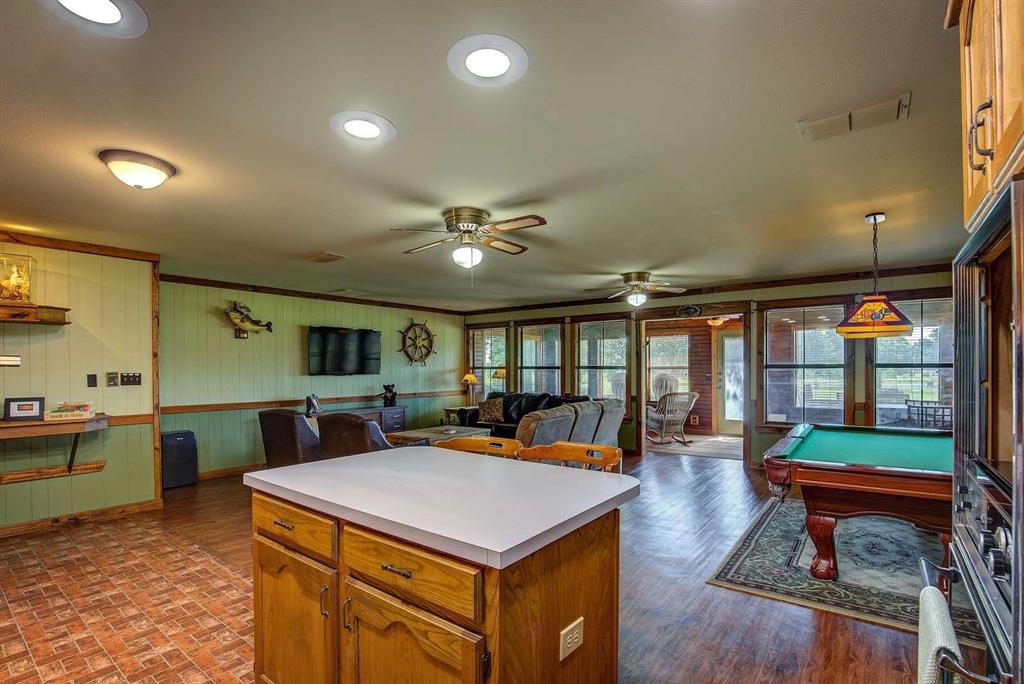 166 County Road 1559 Property Photo 14