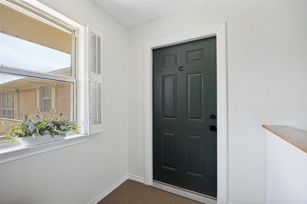 8619 Edgemere Road C Property Photo 12