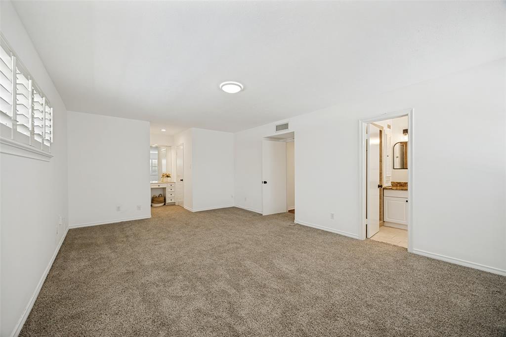 8619 Edgemere Road C Property Photo 23