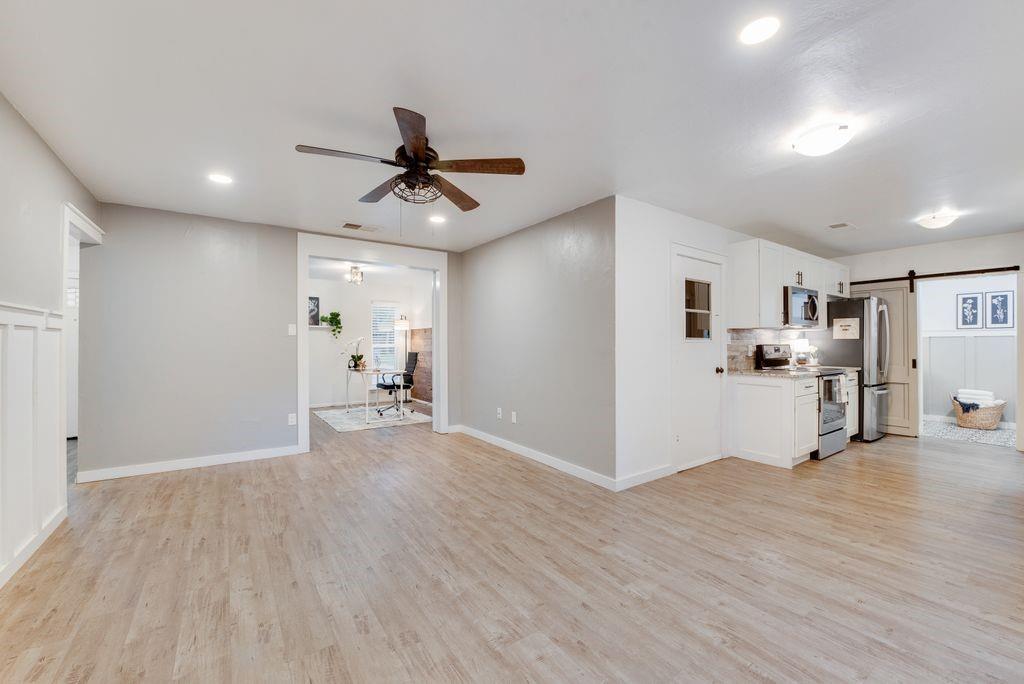 913 Childers Avenue Property Photo 8