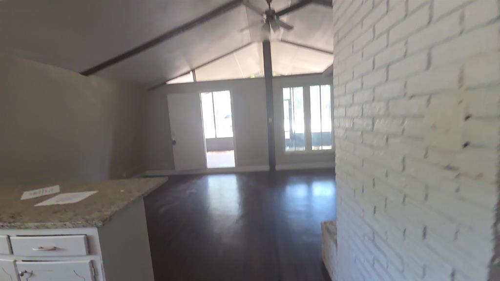 1301 Pelican Circle Property Photo 2