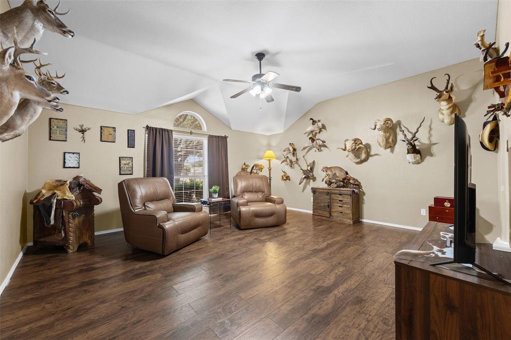 4621 Cedar Run Drive Property Photo 14