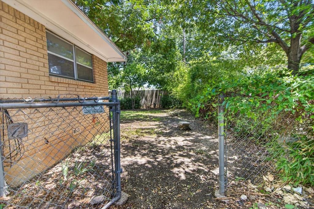 307 Estates Drive Property Photo 9