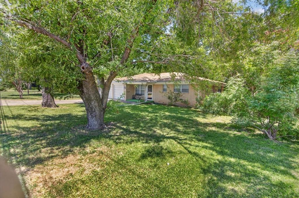 307 Estates Drive Property Photo 10
