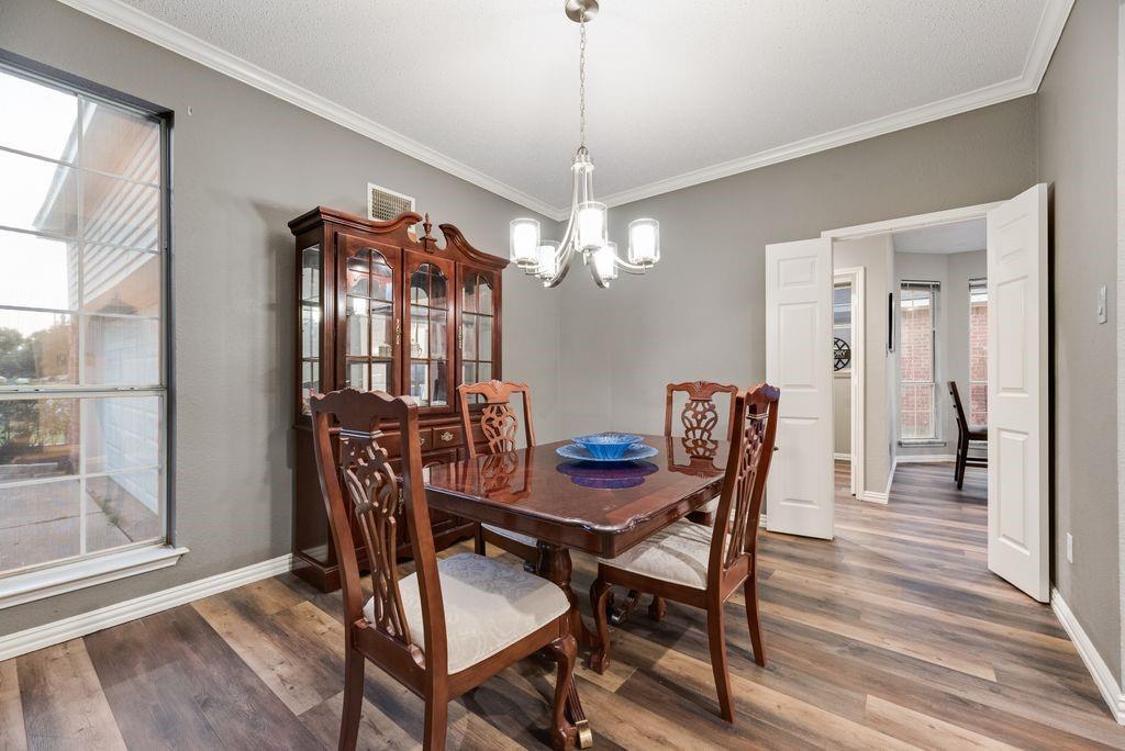 2212 Nottingham Street Property Photo 6