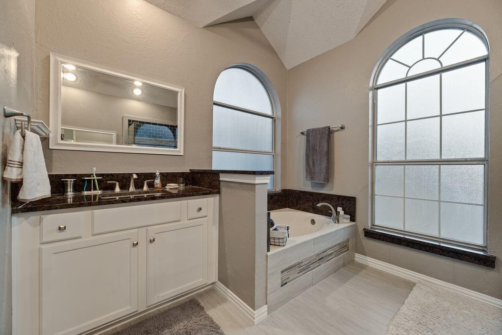 2212 Nottingham Street Property Photo 16