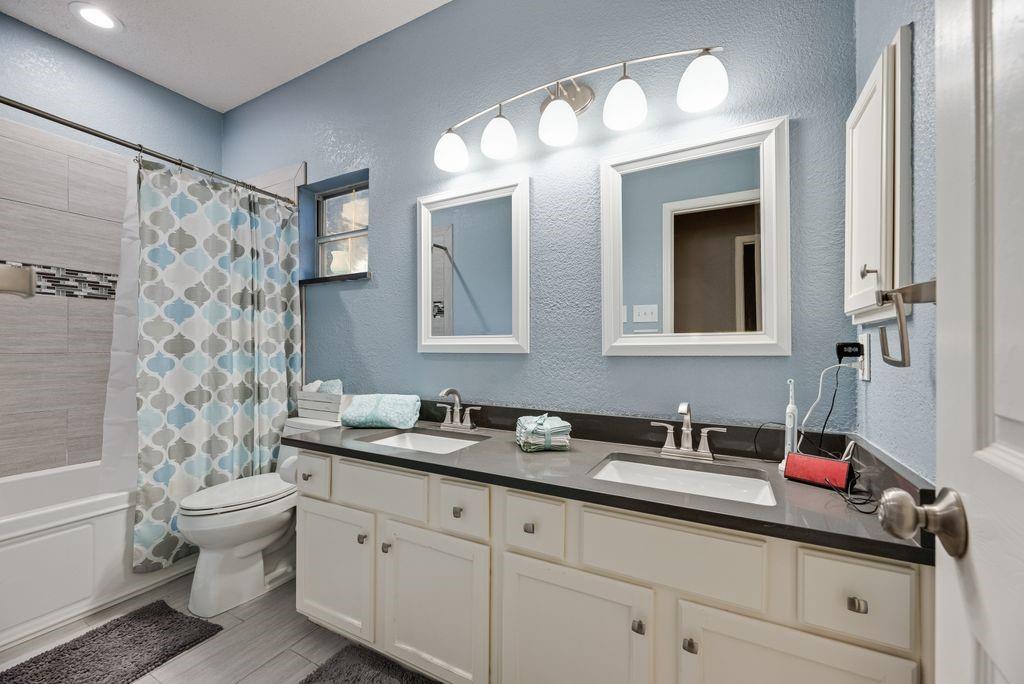 2212 Nottingham Street Property Photo 20
