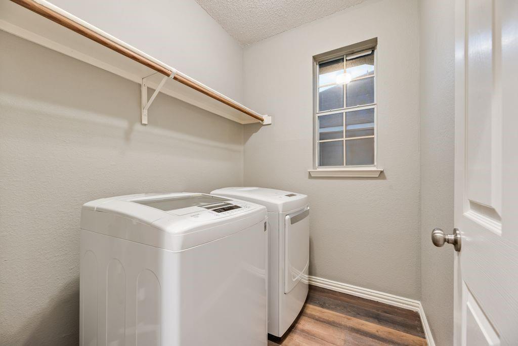 2212 Nottingham Street Property Photo 32
