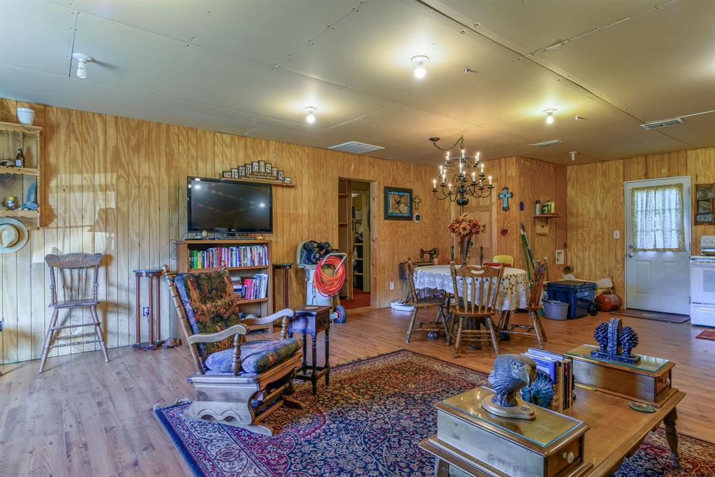 1272 Binion Road Property Photo 10