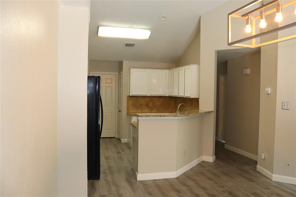 1600 Mountain Side Drive Property Photo 14