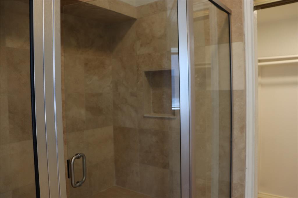 1600 Mountain Side Drive Property Photo 18