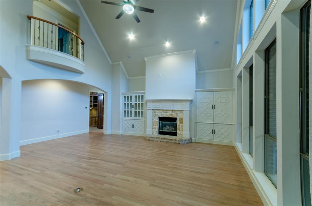 5096 Oakhurst Lane Property Photo 3