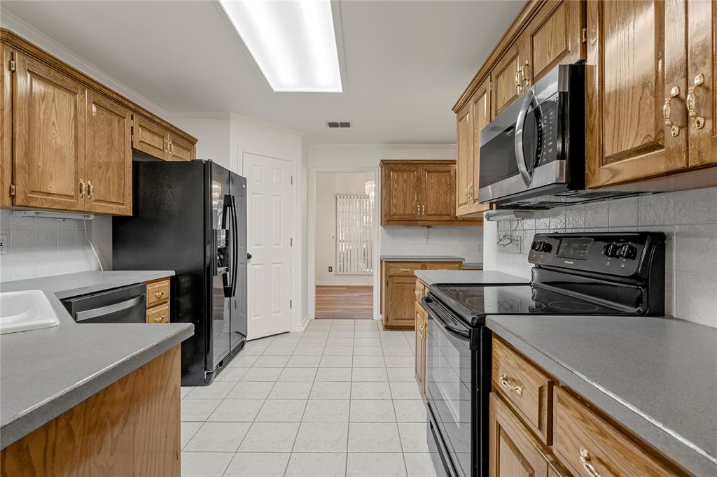 6006 Wildcat Drive Property Photo 10