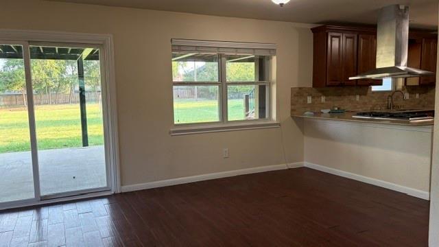 13980 Red Wood Circle Property Photo 4