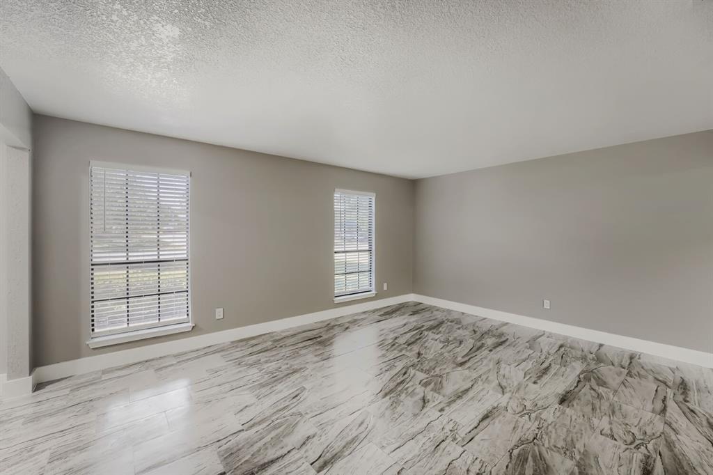 1612 Hermitage Drive Property Photo 4