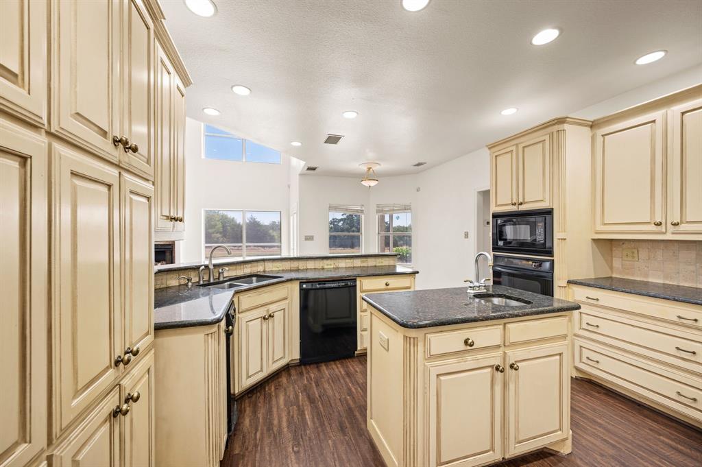 141 Blue Sky Drive Property Photo 15
