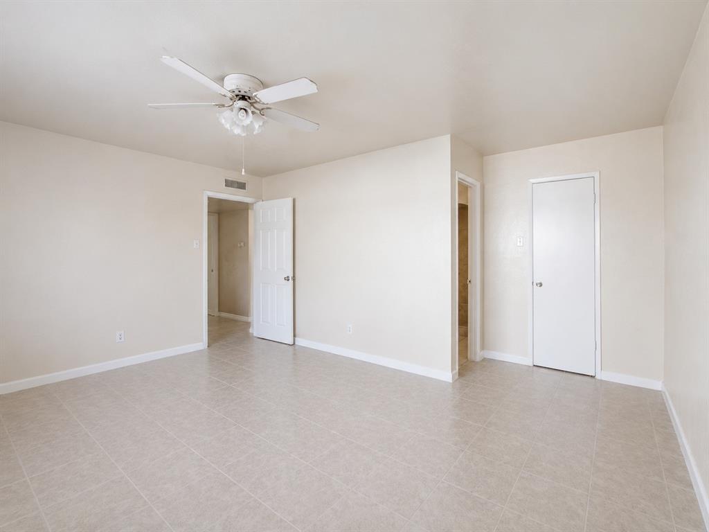 1000 Windy Meadow Drive Property Photo 10