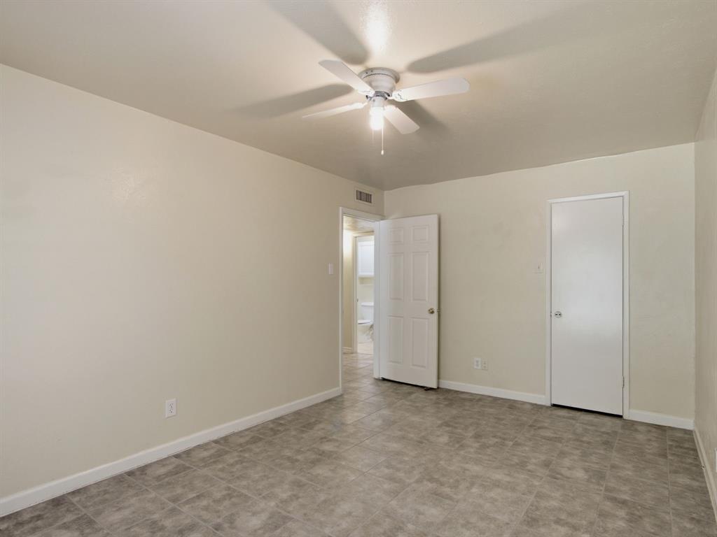 1000 Windy Meadow Drive Property Photo 16