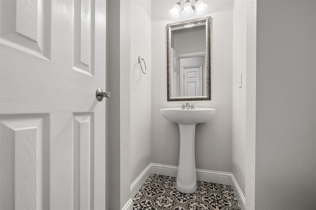 8541 Thorne Drive Property Photo 22