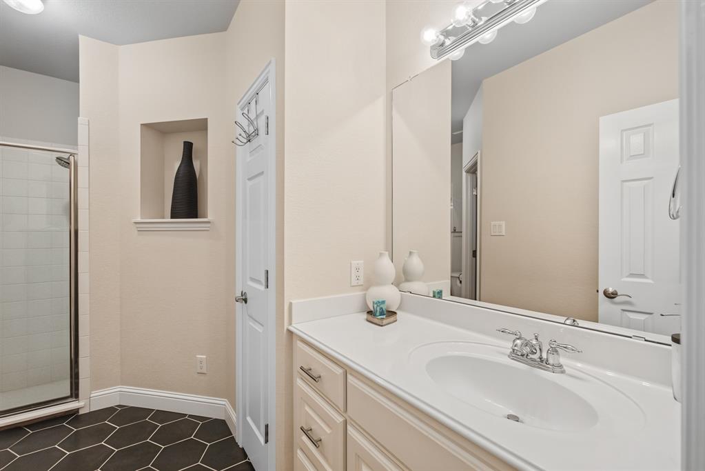 8541 Thorne Drive Property Photo 26