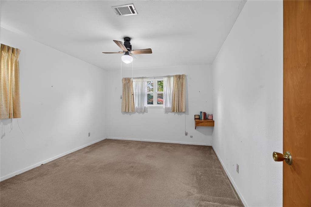 1605 Weathered Street Property Photo 26