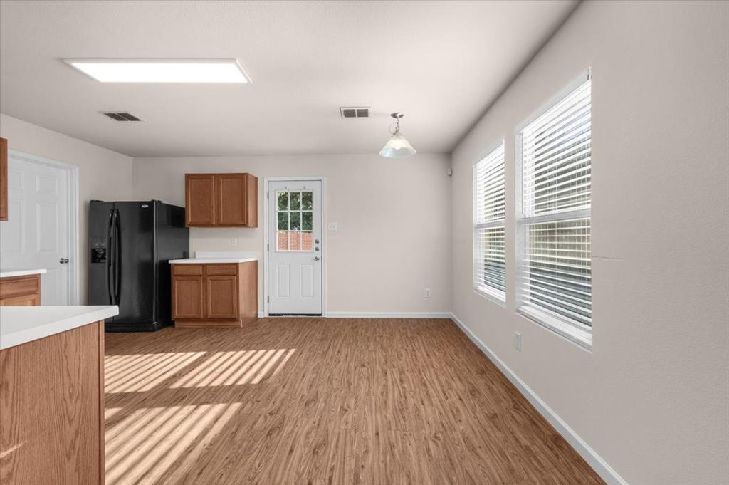 4553 Lacebark Lane Property Photo 8