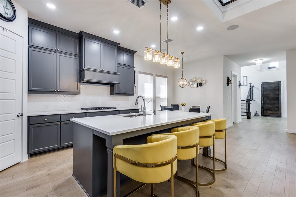 15626 Kestrel Mews Property Photo 12