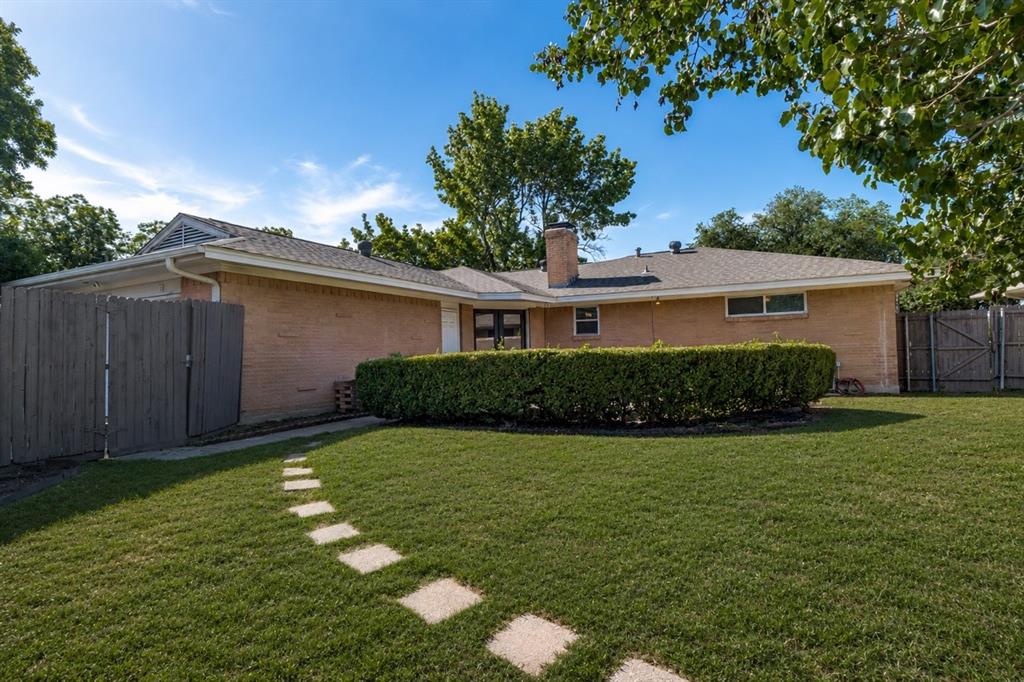 1560 Mapleton Drive Property Photo 4