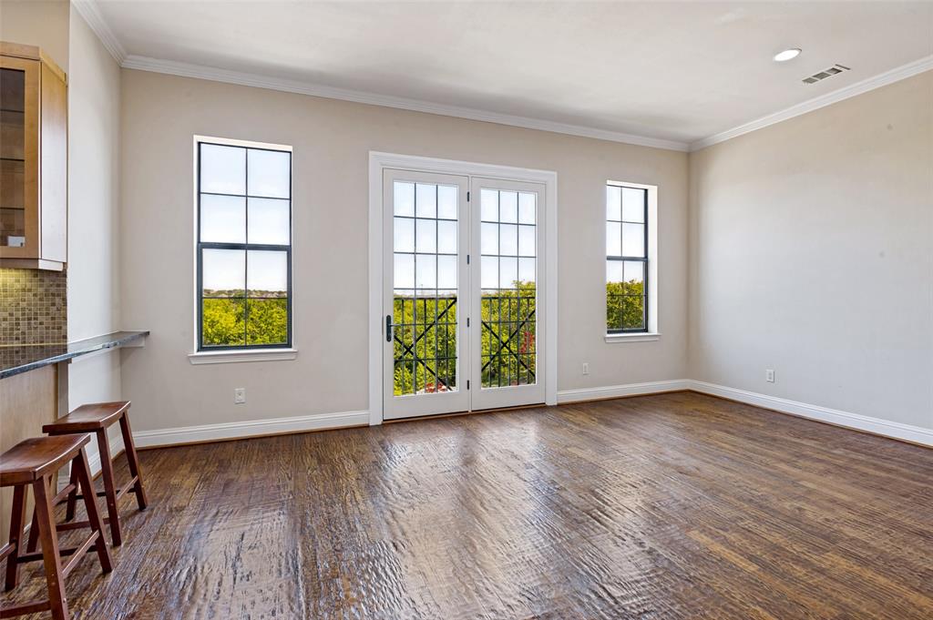 1132 Hemingway Lane Property Photo 4