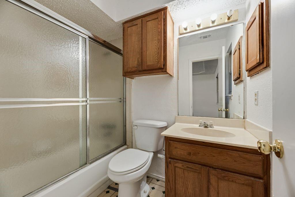 2804 Weston Drive Property Photo 12