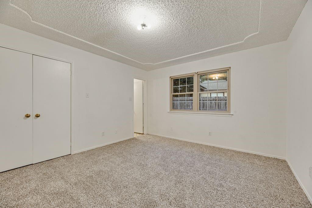 2804 Weston Drive Property Photo 13