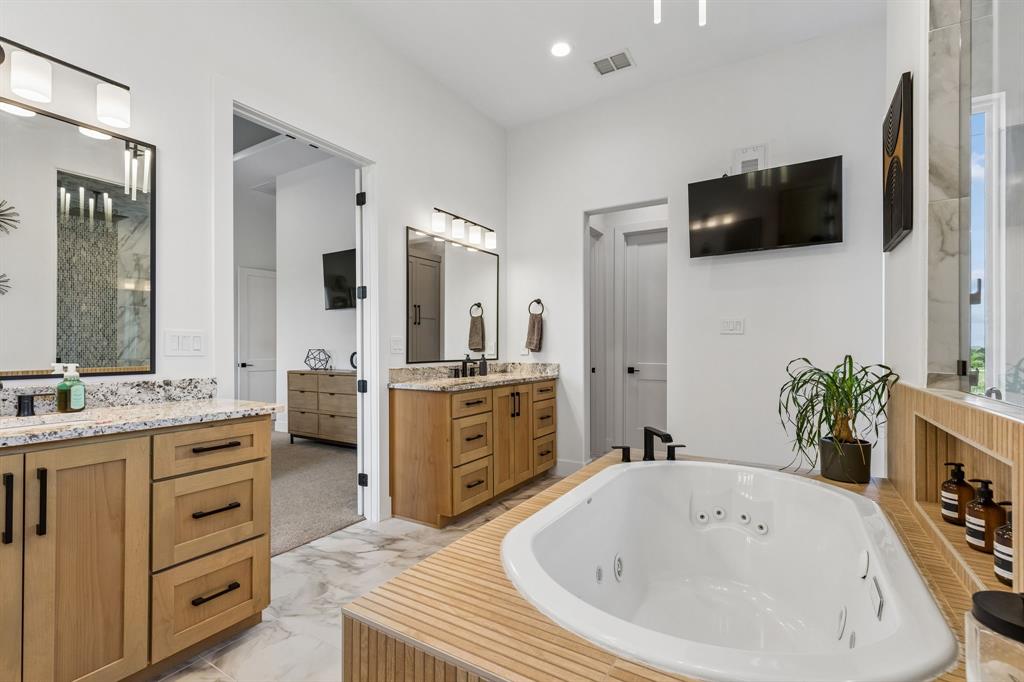 12311 Bella Cirro Drive Property Photo 27