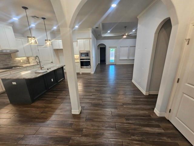 11526 Willowood Creek Drive Property Photo 4