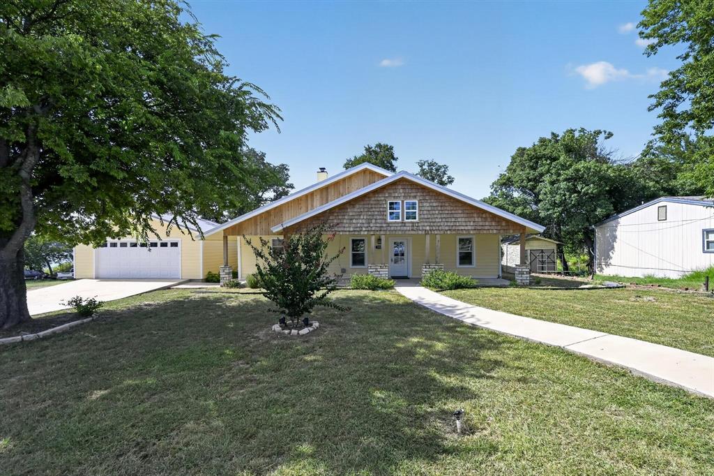 7228 Emerald Drive Property Photo 1