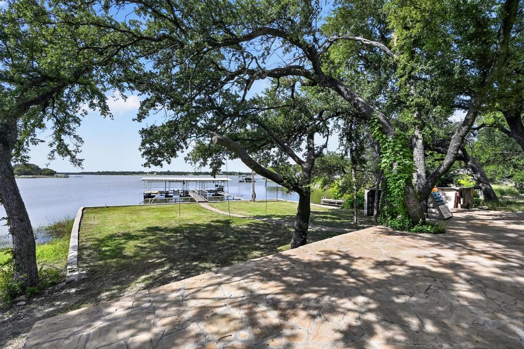 7228 Emerald Drive Property Photo 5