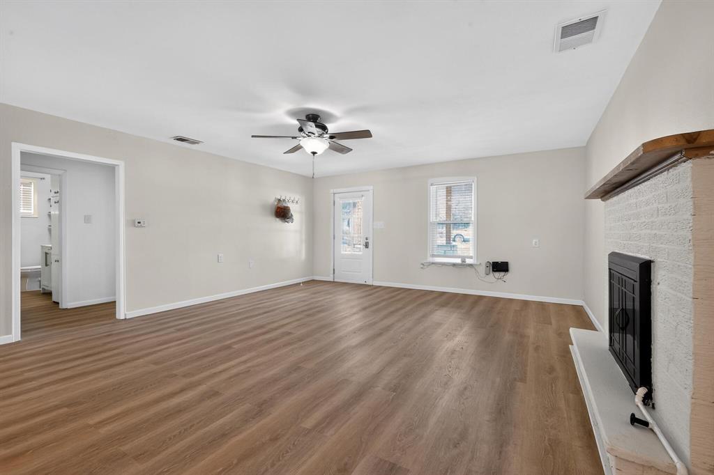 7228 Emerald Drive Property Photo 18
