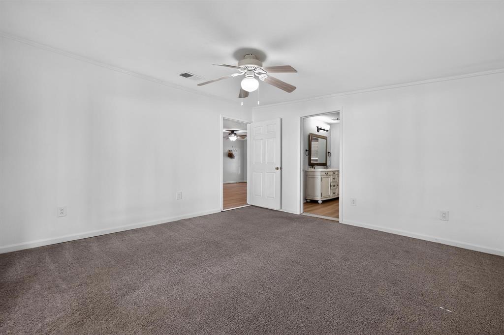 7228 Emerald Drive Property Photo 21