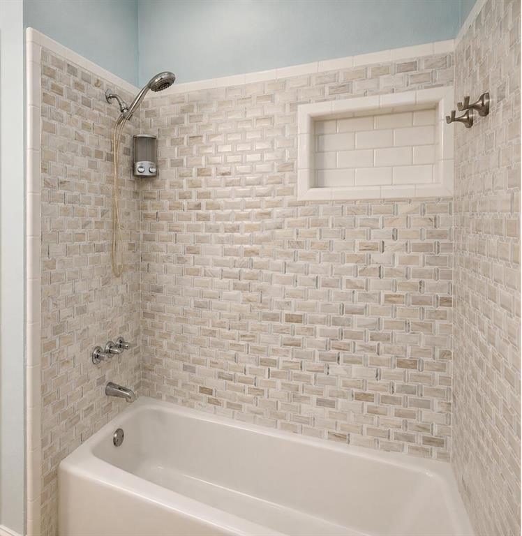 7228 Emerald Drive Property Photo 28