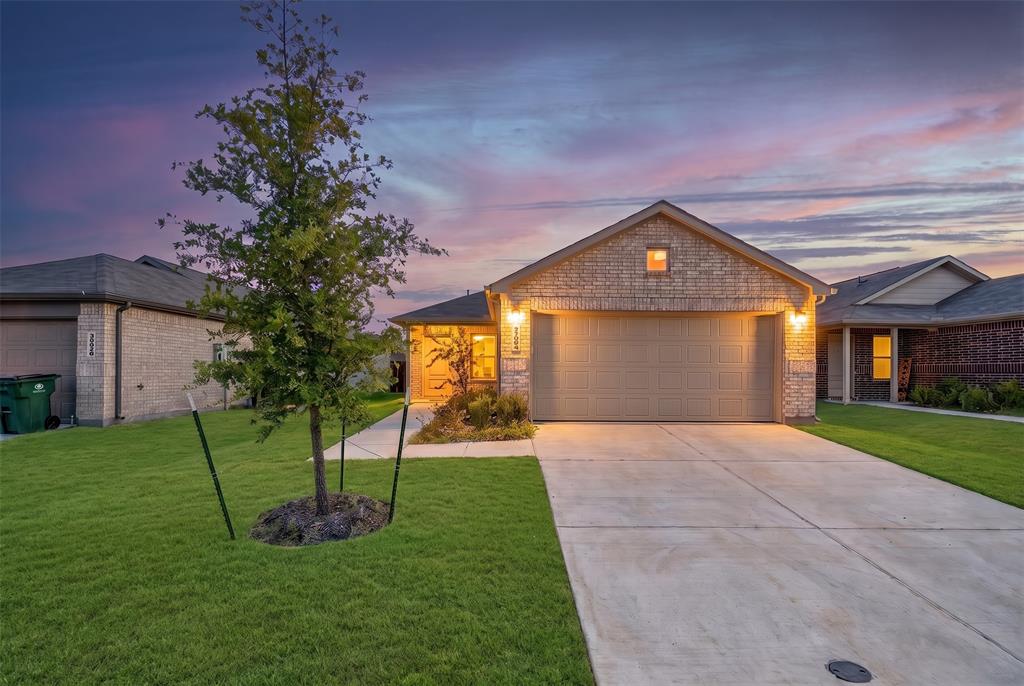 3332 Watterson Way Property Photo 1