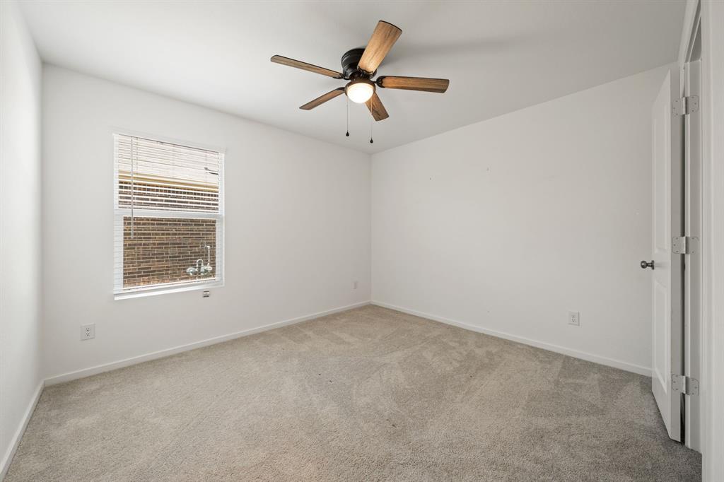 3332 Watterson Way Property Photo 29