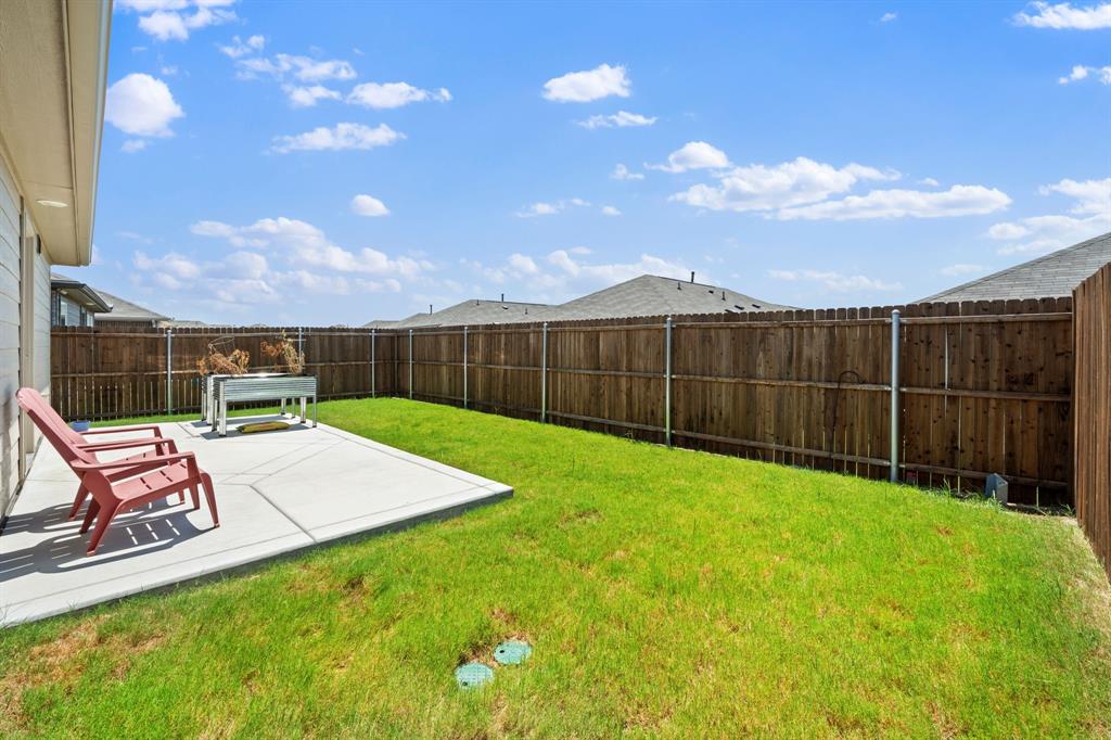 3332 Watterson Way Property Photo 32