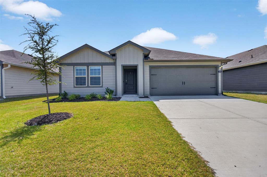 149 Boxwood Drive Property Photo 1