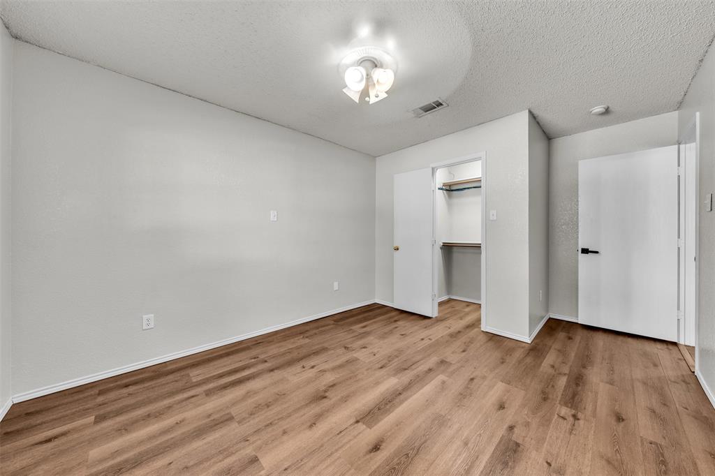 1017 Aaron Drive Property Photo 22
