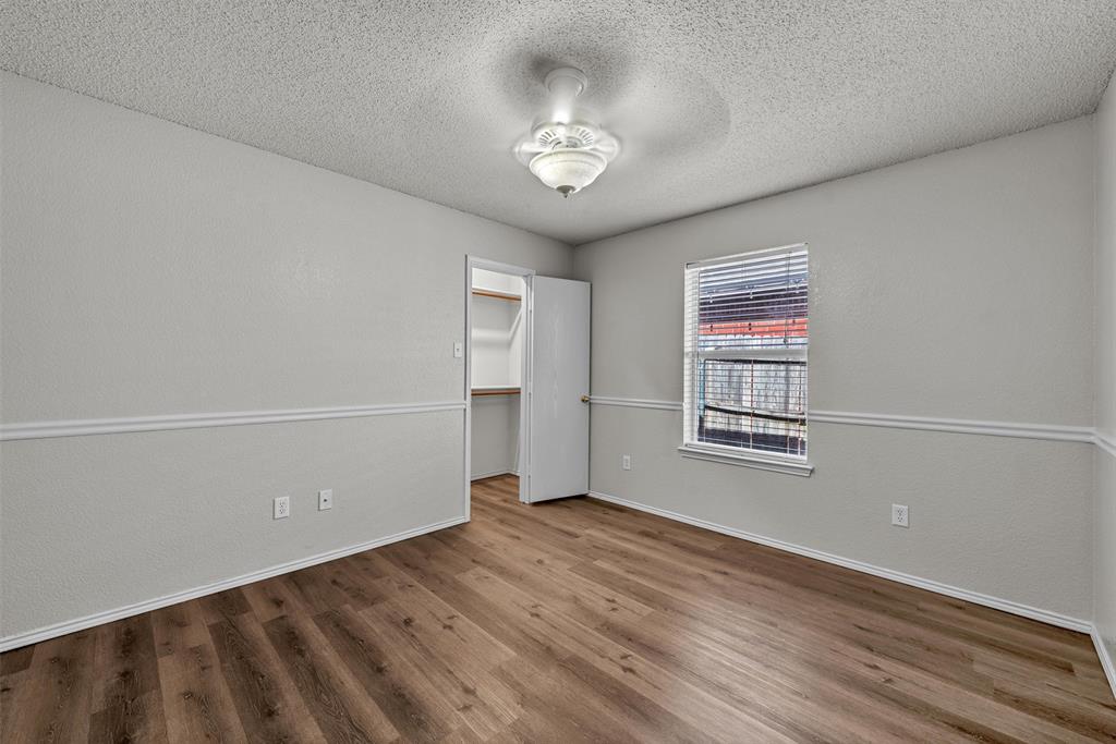 1017 Aaron Drive Property Photo 26
